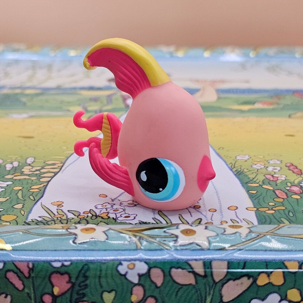 ♡ Littlest Pet Shop Gen 2 Angelfish #643 LPS ♡